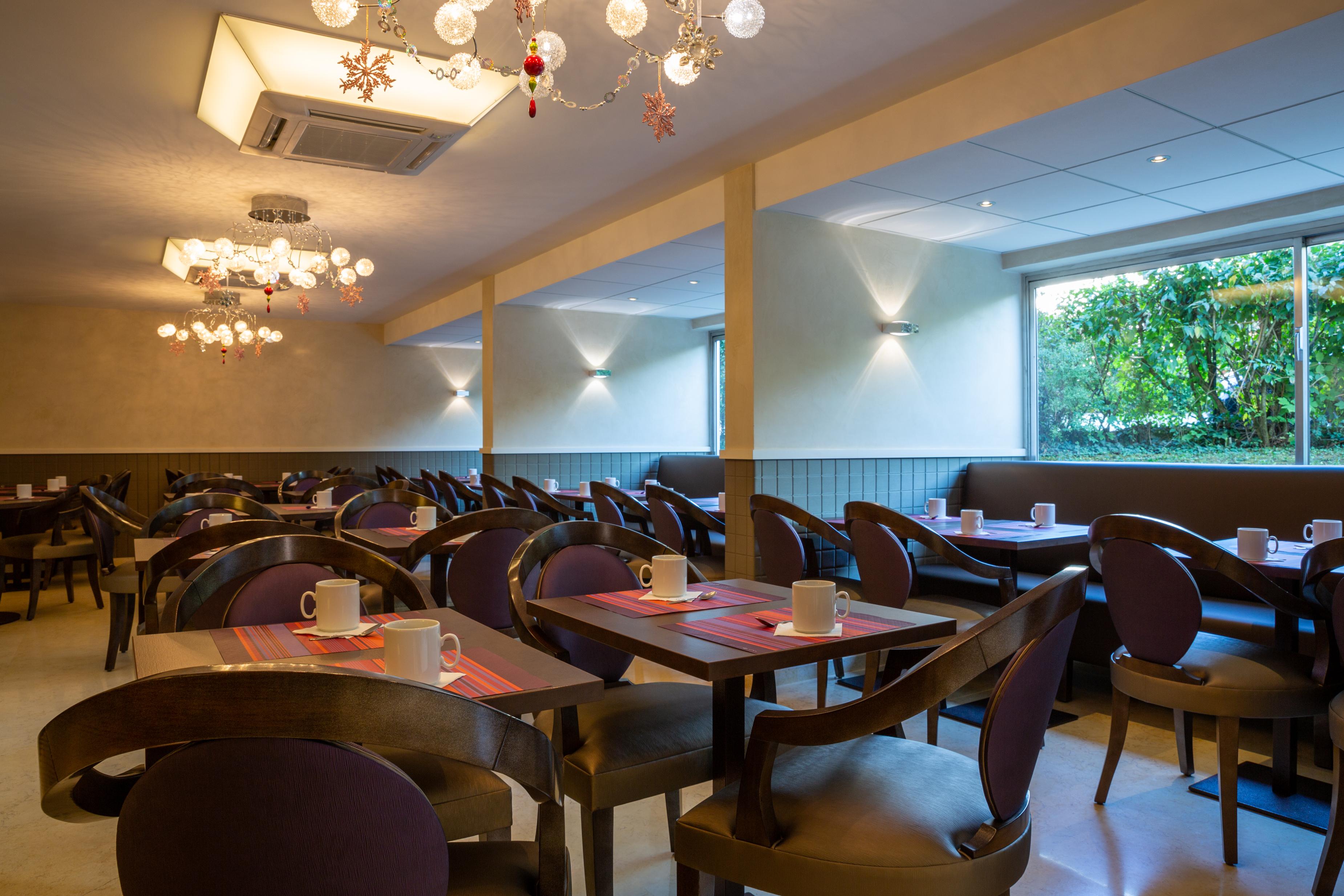 Hotel Les Trois Roses, Meylan Grenoble Exterior foto