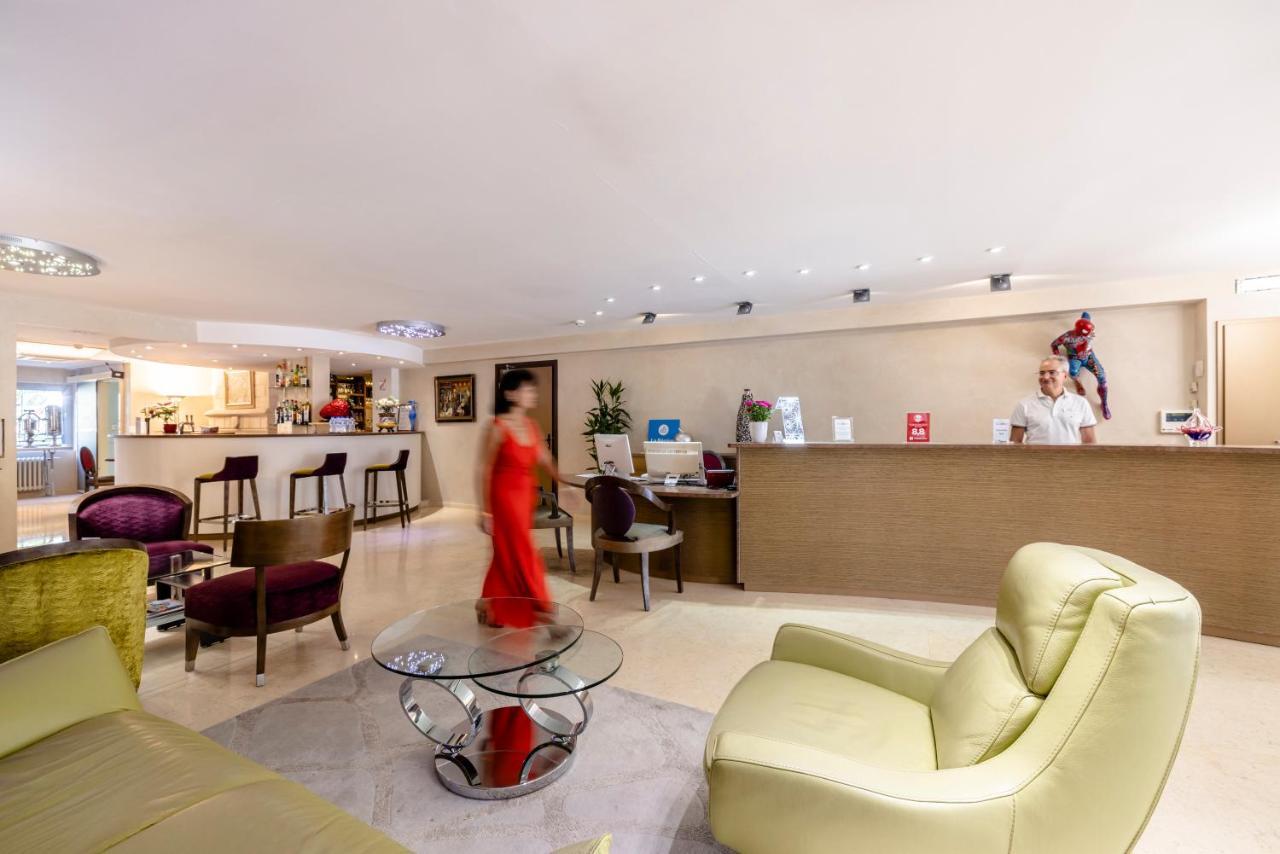 Hotel Les Trois Roses, Meylan Grenoble Exterior foto