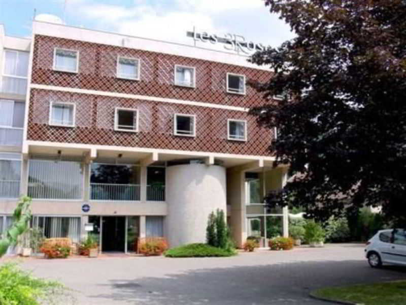 Hotel Les Trois Roses, Meylan Grenoble Exterior foto